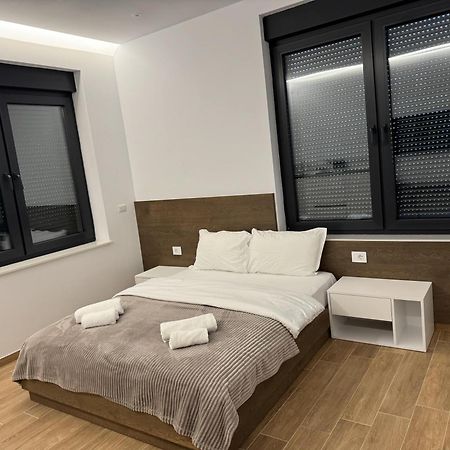Pristina Select Apartments Экстерьер фото