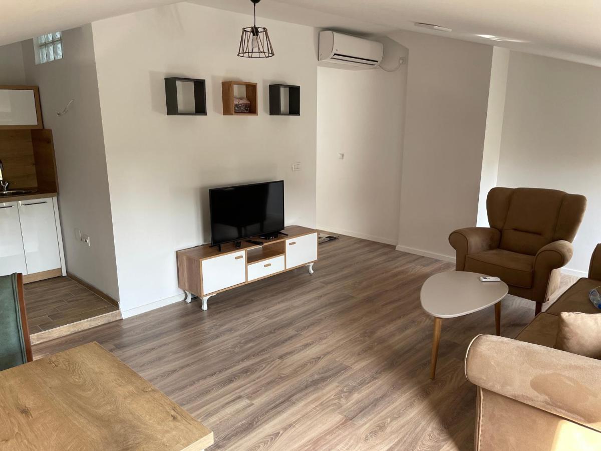 Pristina Select Apartments Экстерьер фото