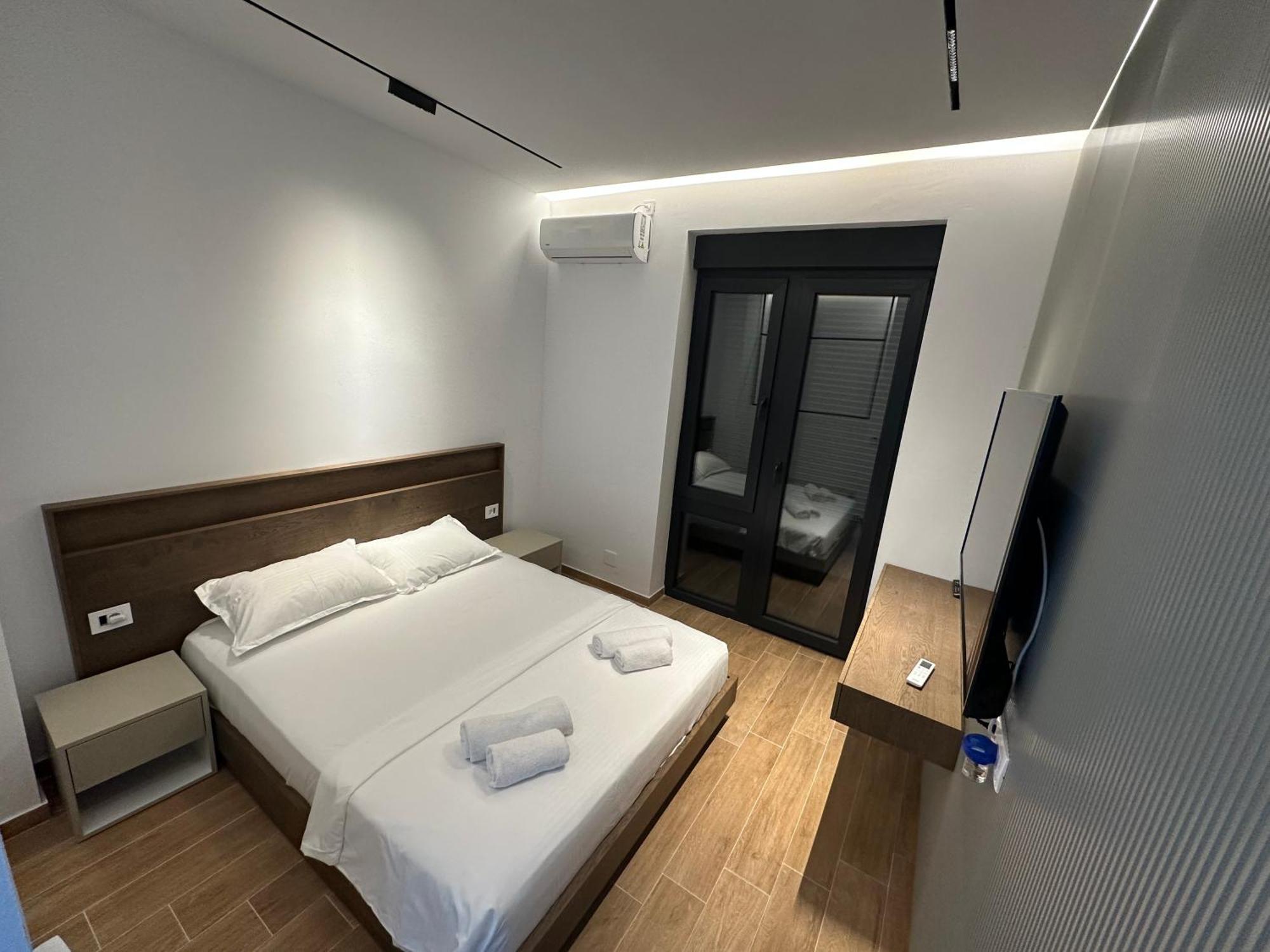 Pristina Select Apartments Экстерьер фото